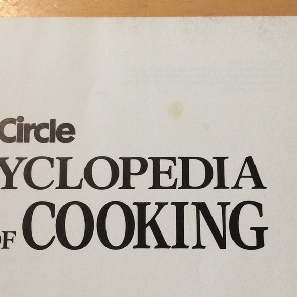 Thanksgiving Vibes The Family Circle Encyclopedia of Cooking - Picture 13 of 14